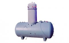 無頭式除氧器凝結(jié)與未凝結(jié)相對(duì)比 無頭式除氧器凝結(jié)與未凝結(jié)相對(duì)比